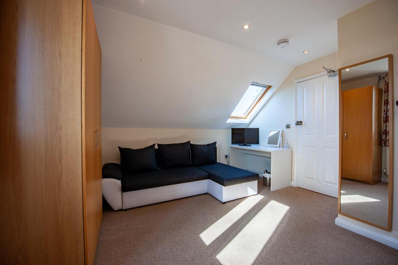 Oakside Lodge Guest House Κάντεμπερι Εξωτερικό φωτογραφία