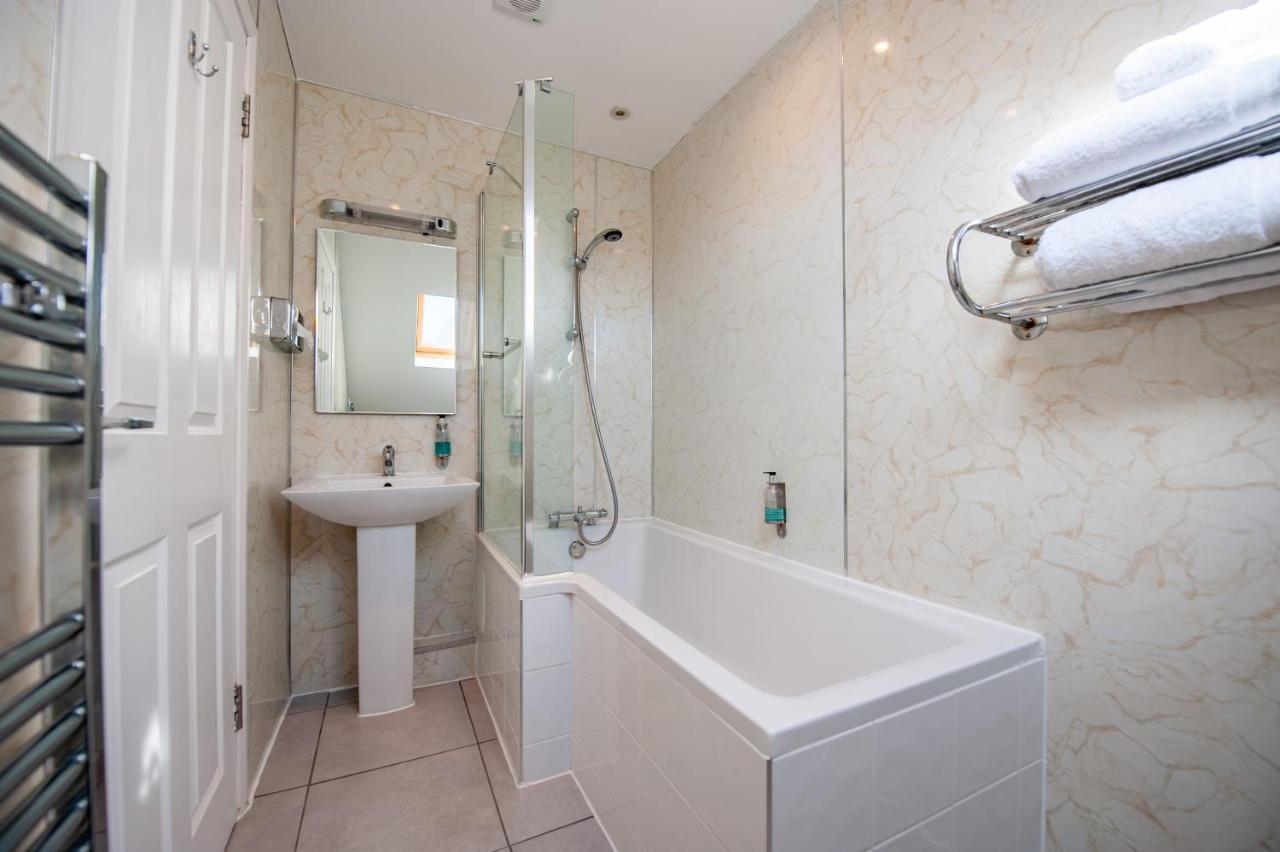 Oakside Lodge Guest House Κάντεμπερι Εξωτερικό φωτογραφία